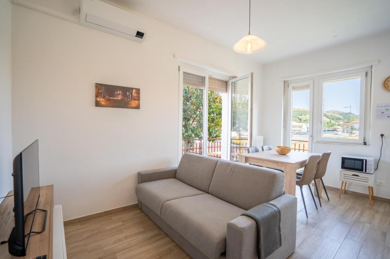 Private Parking, With Hill View Apartamento Alba  Exterior foto